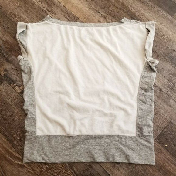 C16 Women's Nike Running Sleeveless Shirt Small Gray - Picture 3 of 6